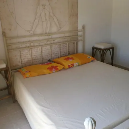 Modern 3-bed 3-storey Stone-built Maisonette 600 From Aigeopelagitika Beach ポッシディ