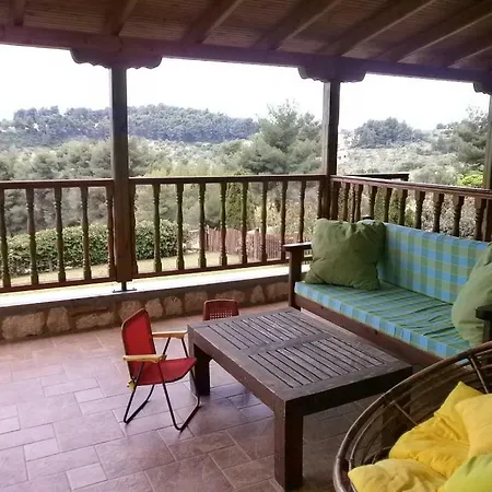 Modern 3-bed 3-storey Stone-built Maisonette 600 From Aigeopelagitika Beach